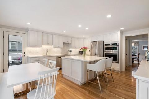 9 Park Ave, Needham, MA 02494 photo 2