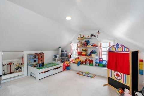 9 Park Ave, Needham, MA 02494 photo 19