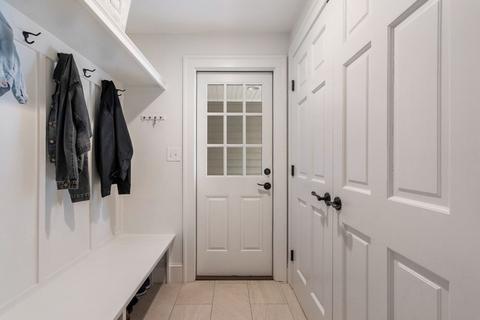 9 Park Ave, Needham, MA 02494 photo 11