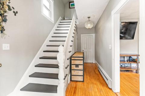 45 Spring St, Stoneham, MA 02180 photo 3