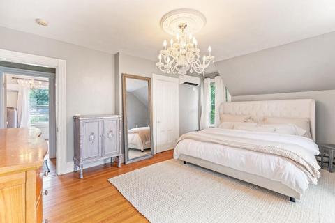 45 Spring St, Stoneham, MA 02180 photo 19
