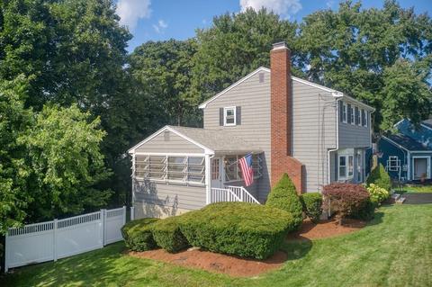 8 Exeter Dr, Woburn, MA 01801 photo 22