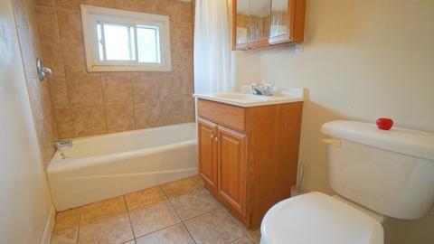 77 Humbert St, Springfield, MA 01109 photo 21