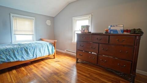 77 Humbert St, Springfield, MA 01109 photo 9
