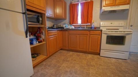 77 Humbert St, Springfield, MA 01109 photo 6