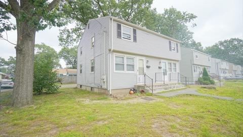 77 Humbert St, Springfield, MA 01109 photo 2