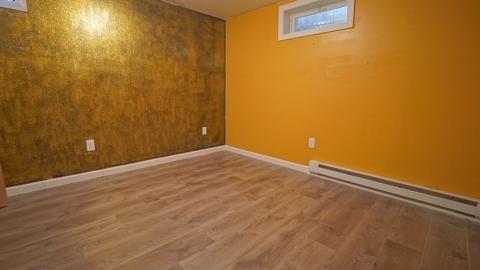 77 Humbert St, Springfield, MA 01109 photo 16