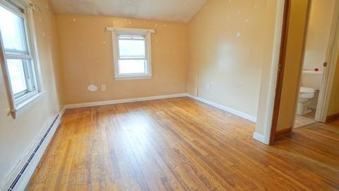 77 Humbert St, Springfield, MA 01109 photo 22