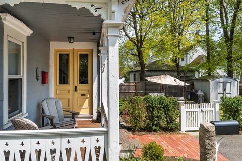 37 Walnut St, Natick, MA 01760 photo 27