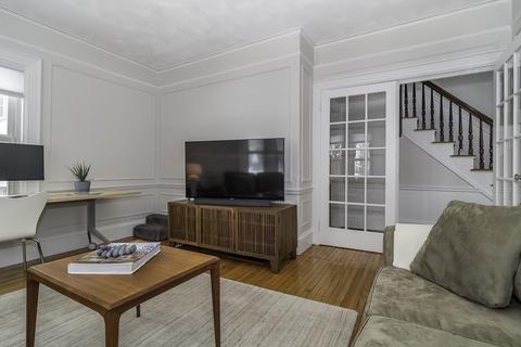 37 Walnut St, Natick, MA 01760 photo 11