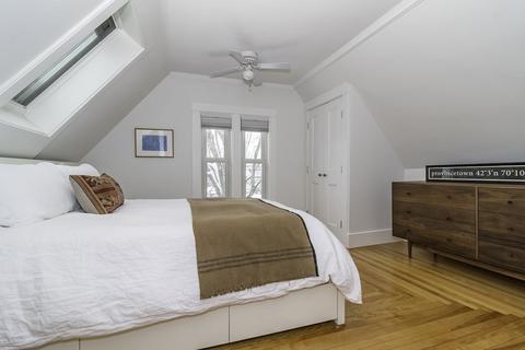 37 Walnut St, Natick, MA 01760 photo 17