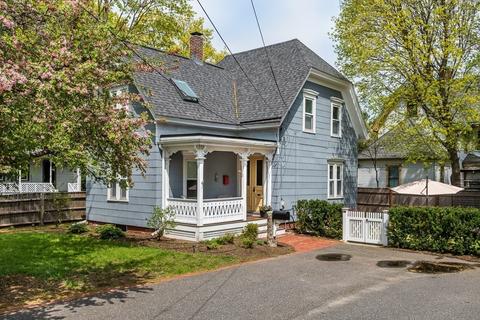 37 Walnut St, Natick, MA 01760 photo 1