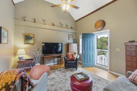 79 Main St, Townsend, MA 01469 photo 6