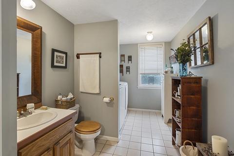 79 Main St, Townsend, MA 01469 photo 17