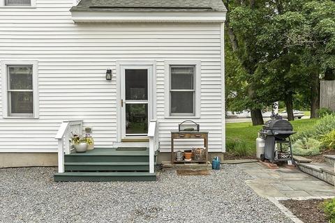 79 Main St, Townsend, MA 01469 photo 5