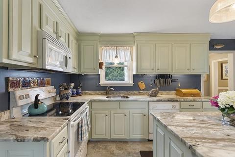 79 Main St, Townsend, MA 01469 photo 9