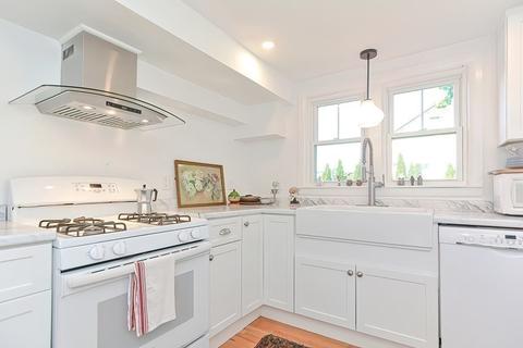 12 Mayflower Ave, Hull, MA 02045 photo 9