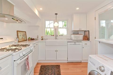 12 Mayflower Ave, Hull, MA 02045 photo 13