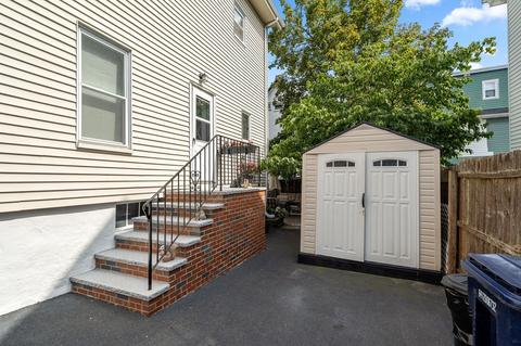 45 Clark St, Everett, MA 02149 photo 3