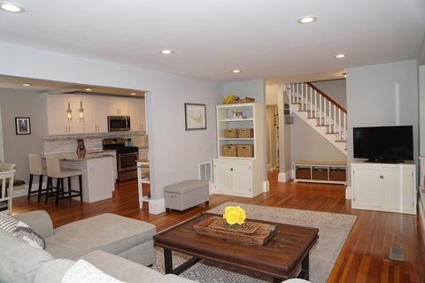 37 John St, Reading, MA 01867 photo 11