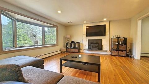 2 Old Brook Dr, Worcester, MA 01609 photo 6