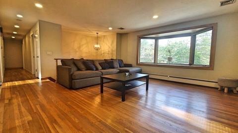 2 Old Brook Dr, Worcester, MA 01609 photo 5