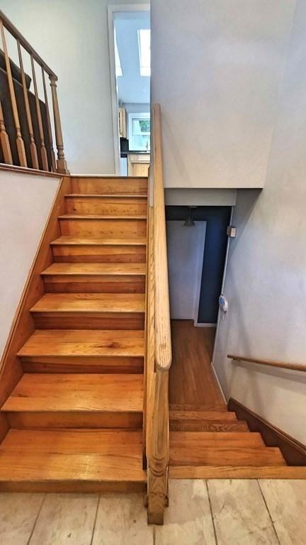 2 Old Brook Dr, Worcester, MA 01609 photo 16