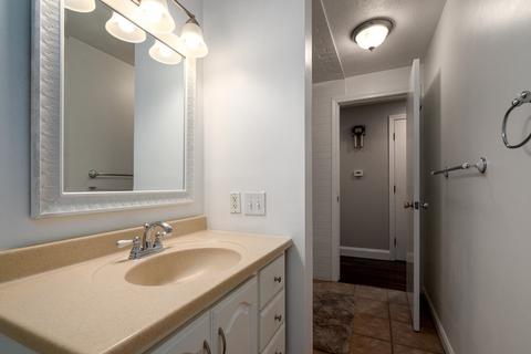 66 Thomas St, Ashland, MA 01721 photo 17