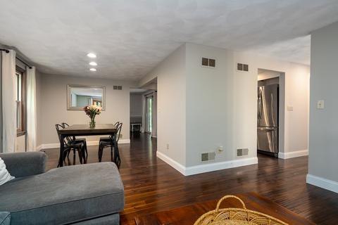 66 Thomas St, Ashland, MA 01721 photo 7