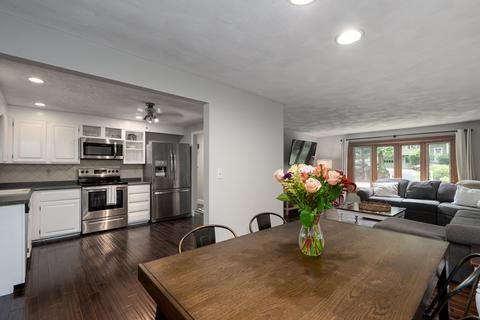 66 Thomas St, Ashland, MA 01721 photo 9