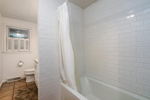 66 Thomas St, Ashland, MA 01721 photo 16