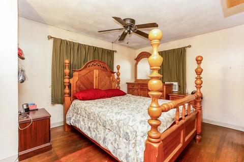 45 Leitch St, Springfield, MA 01109 photo 10