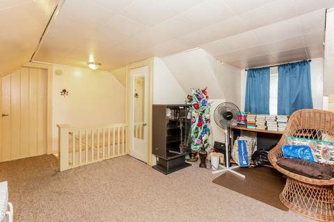 45 Leitch St, Springfield, MA 01109 photo 17