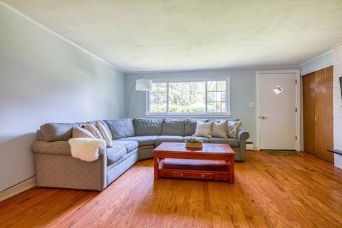 27 Amory Ave, Maynard, MA 01754 photo 4