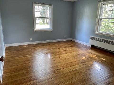 27 Spring St, Easthampton, MA 01027 photo 16