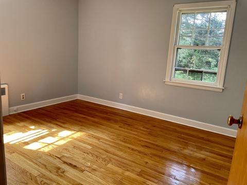 27 Spring St, Easthampton, MA 01027 photo 17