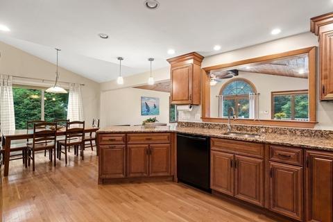 5 Joyce Rd, Framingham, MA 01701 photo 6