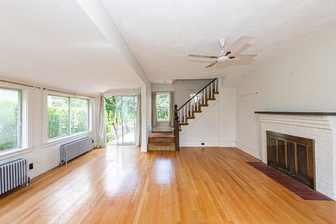 7 Highland Ct, Gloucester, MA 01930 photo 9