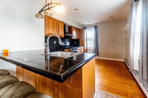 72 Montaup St, Fall River, MA 02724 photo 9