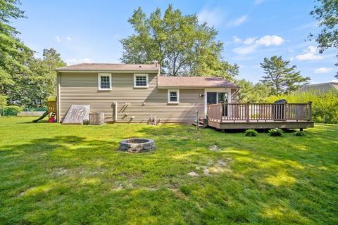 102 Tamarack Dr, Springfield, MA 01118 photo 30