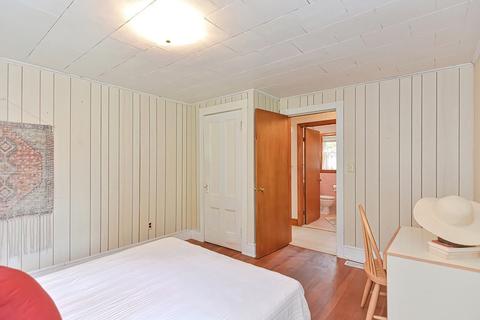 18 Walters Ave, Dedham, MA 02026 photo 9