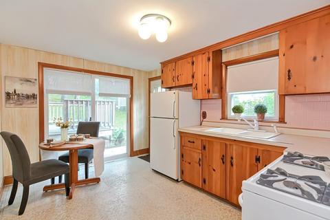 18 Walters Ave, Dedham, MA 02026 photo 12