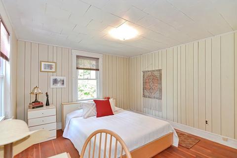 18 Walters Ave, Dedham, MA 02026 photo 8