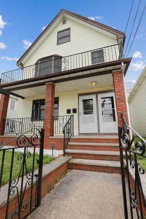 44 Florence St, Everett, MA 02149 photo 2