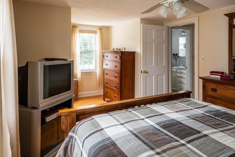 259 Gillette Ave, Springfield, MA 01118 photo 9