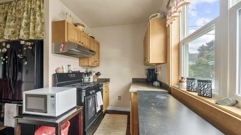 51 Morse Pl, Fall River, MA 02724 photo 3