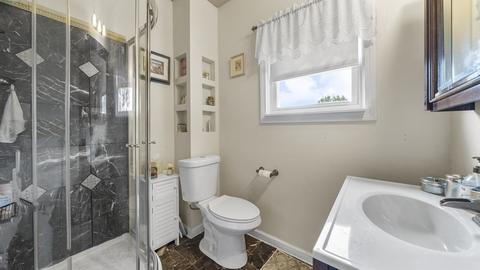 51 Morse Pl, Fall River, MA 02724 photo 8