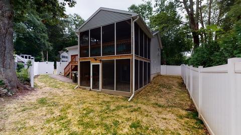 21 Browns Brook Rd, Webster, MA 01570 photo 4