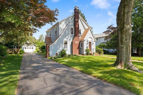 177 Lindbergh Ave, Needham, MA 02494 photo 2