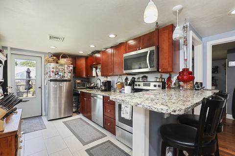 2710 Cranberry Hwy, Wareham, MA 02571 photo 10